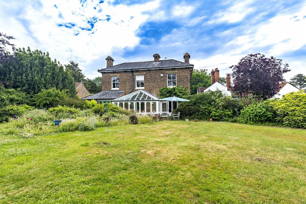 35 Church Hill (38).jpg