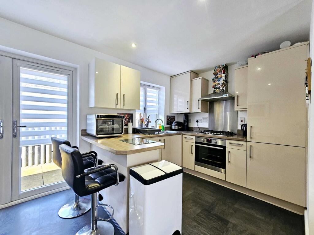 19870498-04c1-4201-ab65-c483577511c9