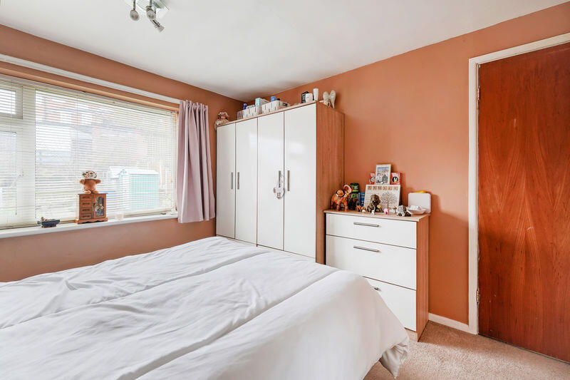Double Bedroom 