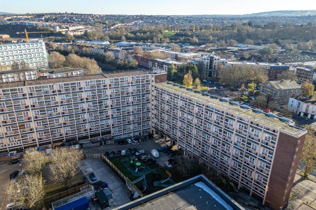 54 Francombe House, Redcliffe, Bristol BS1 6TB | L