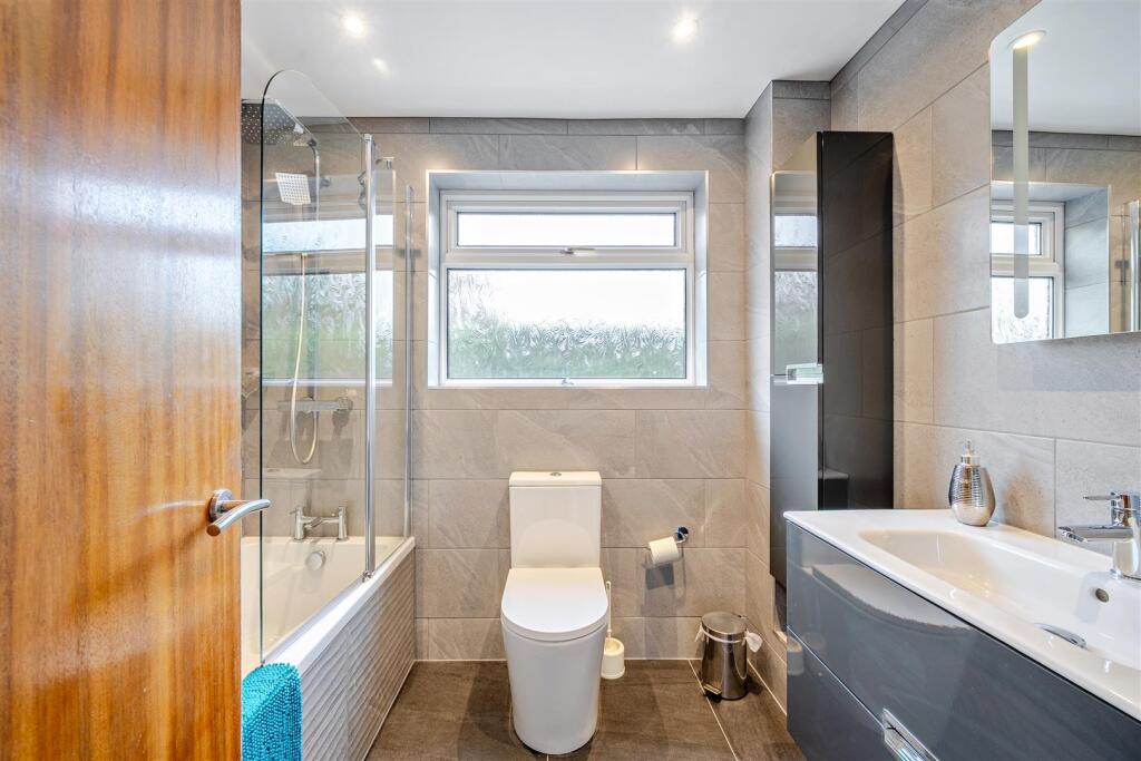 1366023-9-68ee361aca2bd.jpg