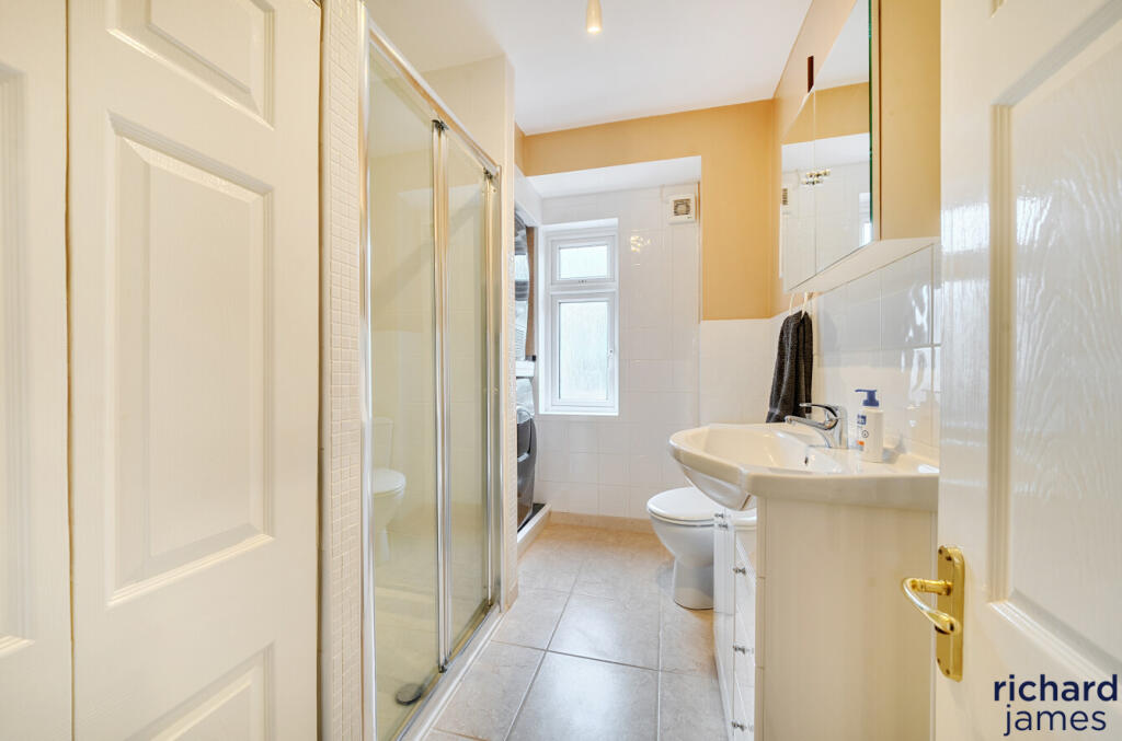 3c713120062c4a7bb36f1443f11bd471