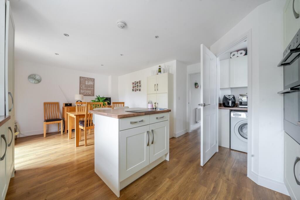 1348626-11-68b6e13f7dbd2