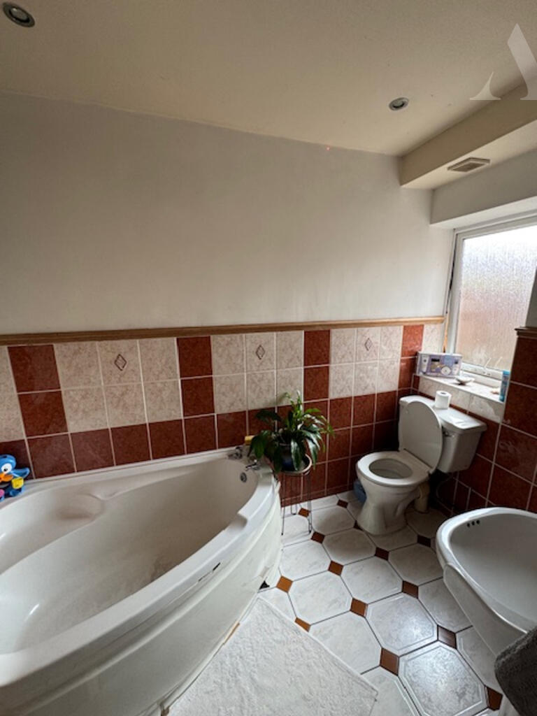 49 Ingleton Road bedroom 2 (2)