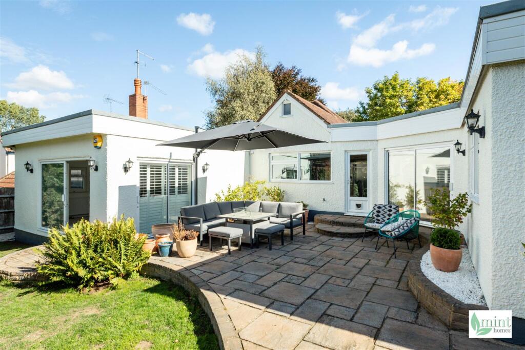 Watermark - 70 Bousley Rise-49.jpg