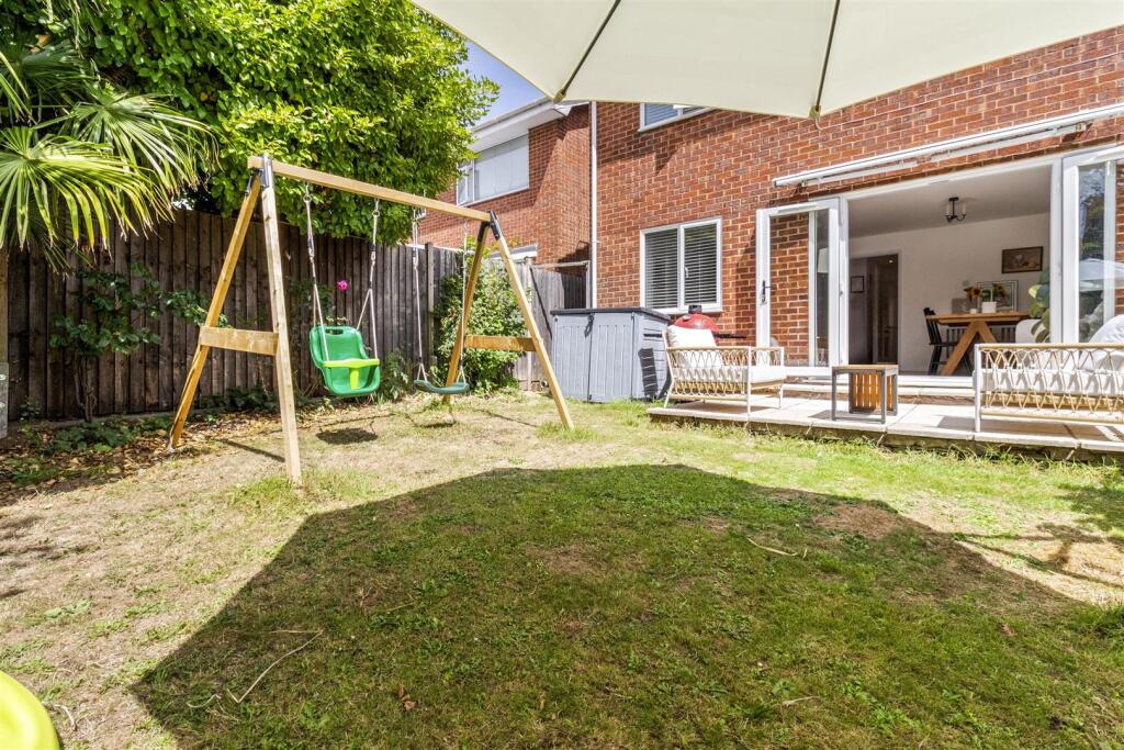 Wellend Road, 29-024.JPG