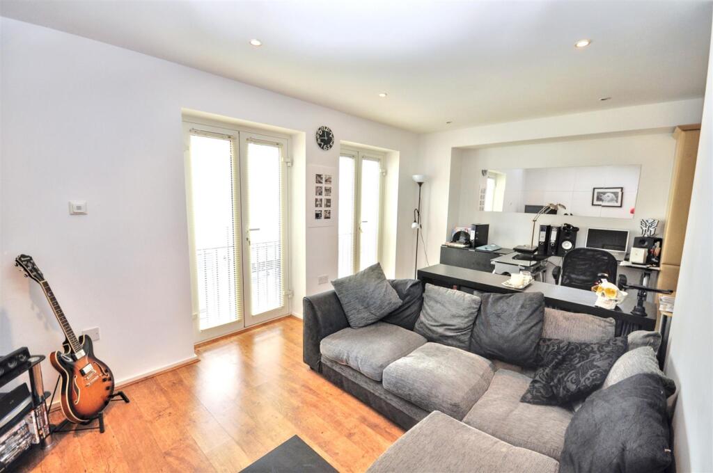 Marketing Pics 001.jpeg