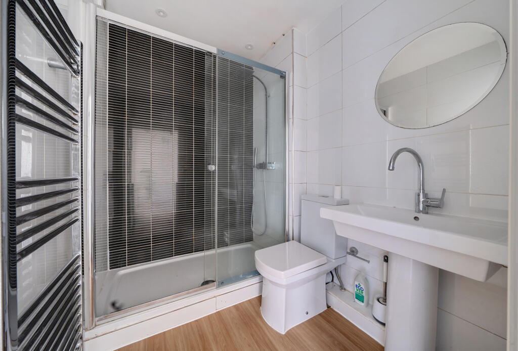 1301301-6-683dbe9...