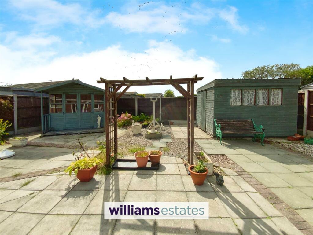 summer house &amp; shed