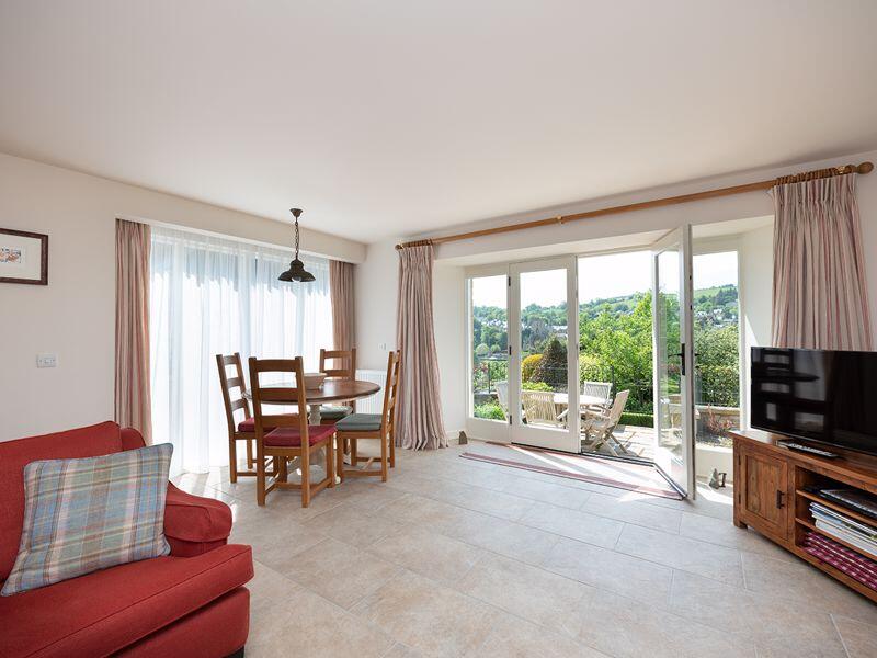 Coach House Sitting Room/Dining Area