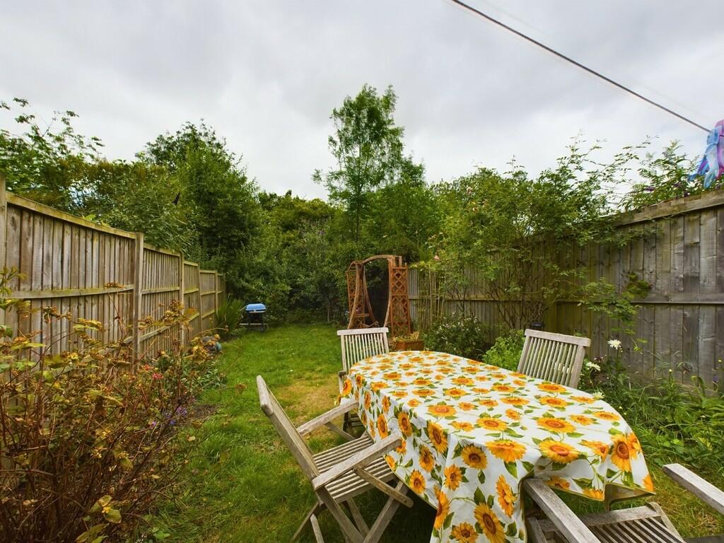 CAM02854G0-PR0178...