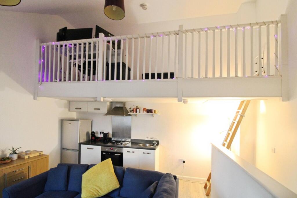 Livingdiningkitchen