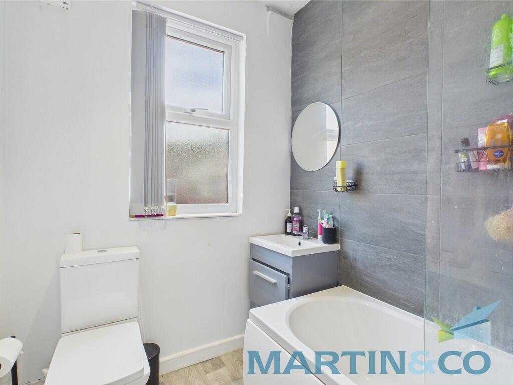 CAM01870G0-PR0166...