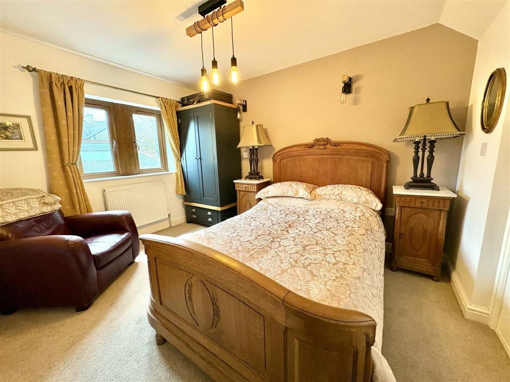 Bramleys Estate Agents - Ainley Street - Elland (9