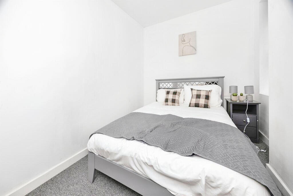 Room 2, Beaver Road, TN23