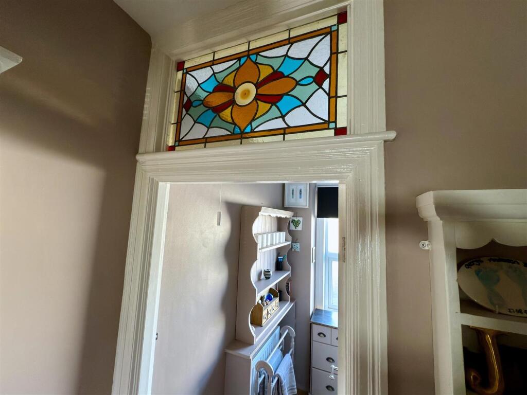 Feature Window.jpg