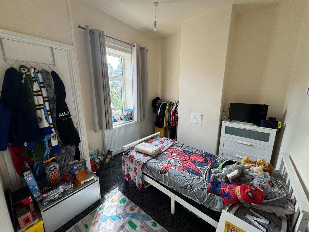 Bedroom 2.jpg