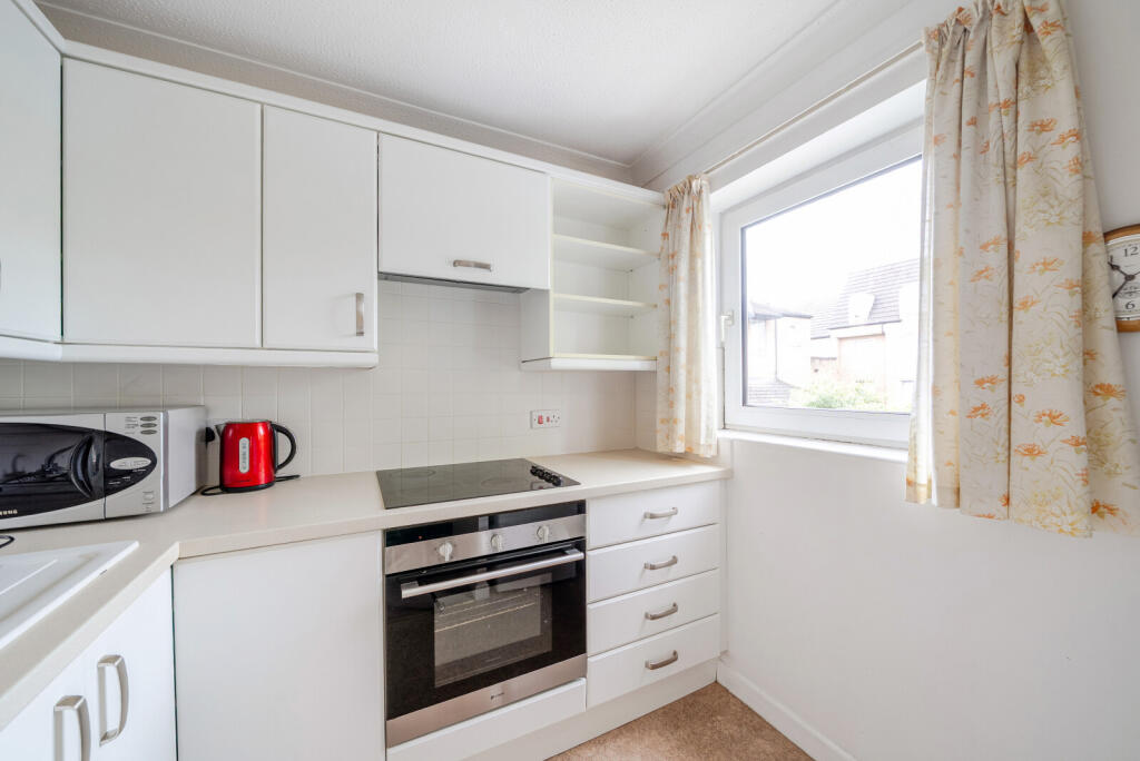 1329049-4-687f617...