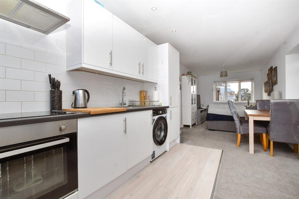 Living Room / Kitchen