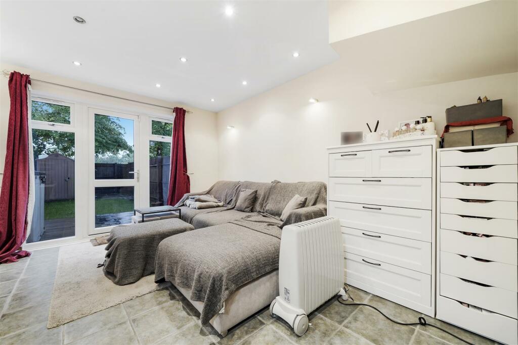 3 Sovereign Grove - FBLUsDnKiVdRK4i0FvEn.jpg
