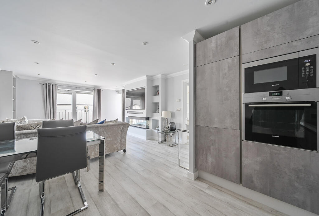 016-28-681cf7f945...