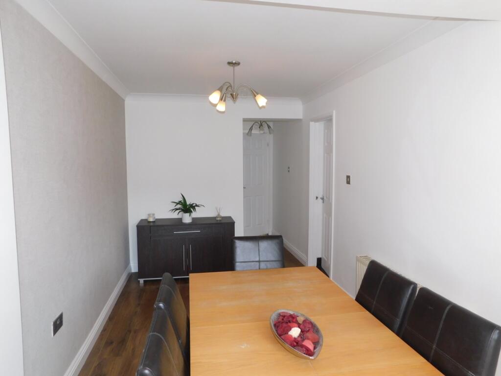 ADDITIONAL RECEPTION ROOM