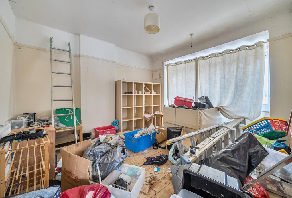 1374985-11-691324...