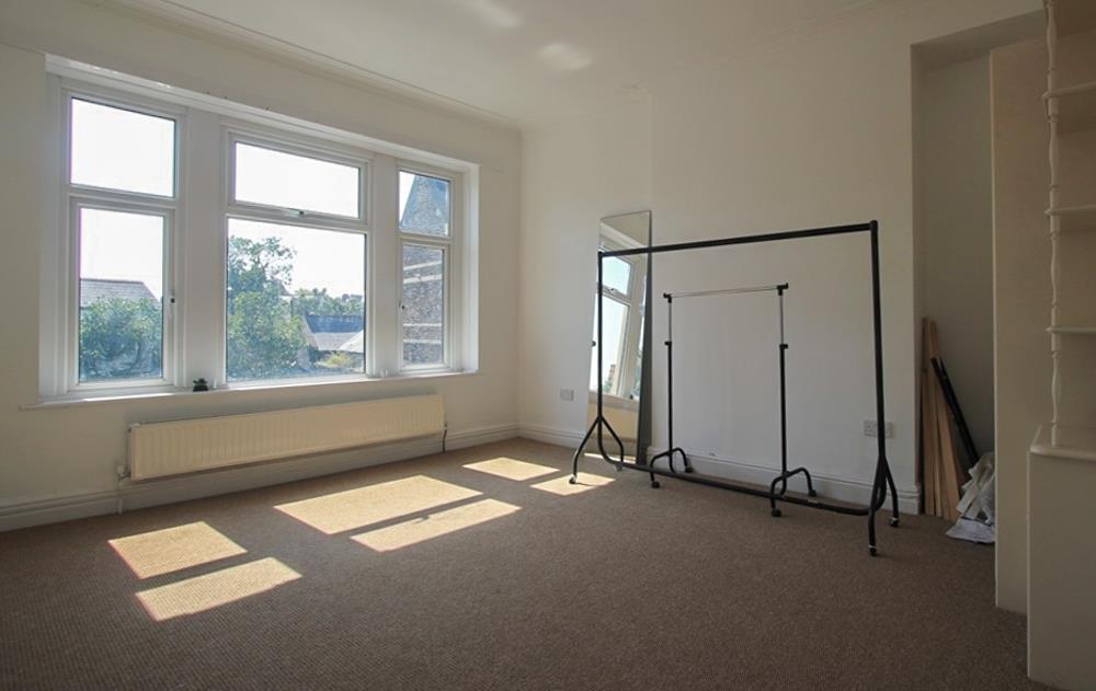 62 Marlborough Road LR-8.jpg
