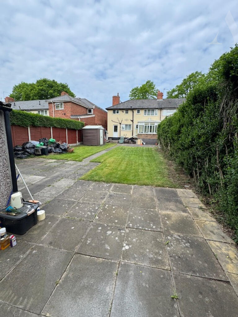 327 Cotterills Lane garden 2