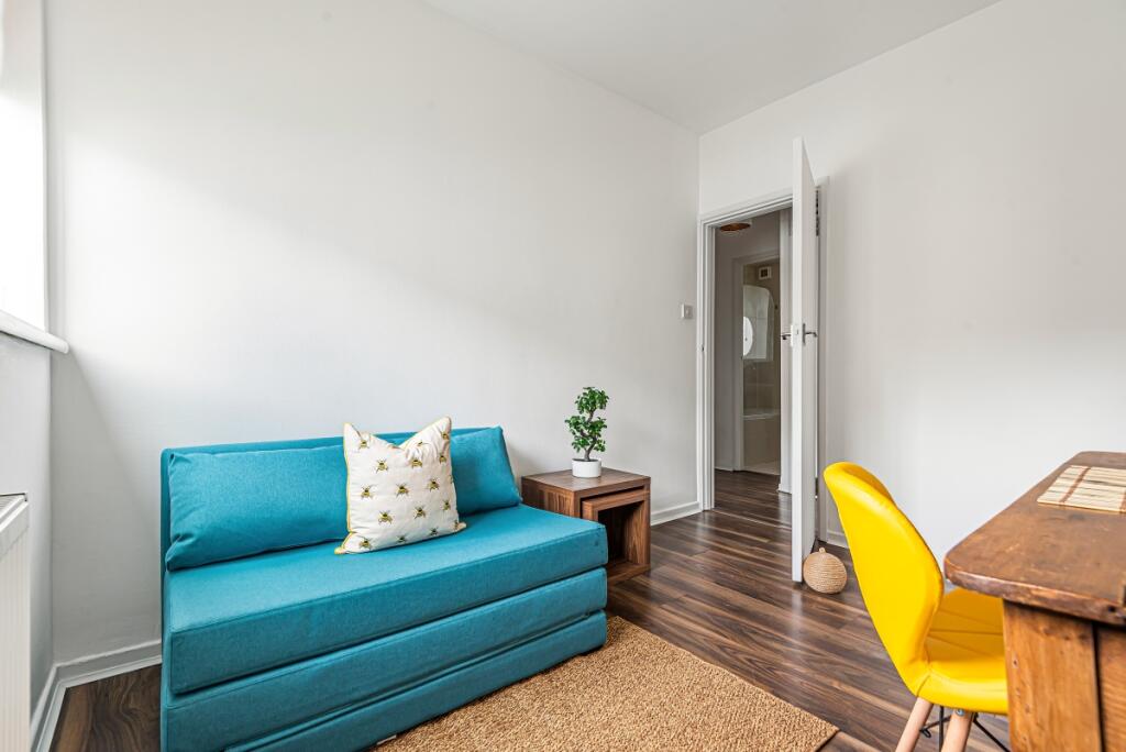 Lounge/Study Room