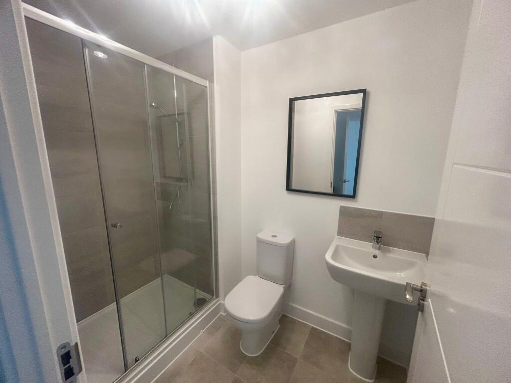 En-suite Bathroom