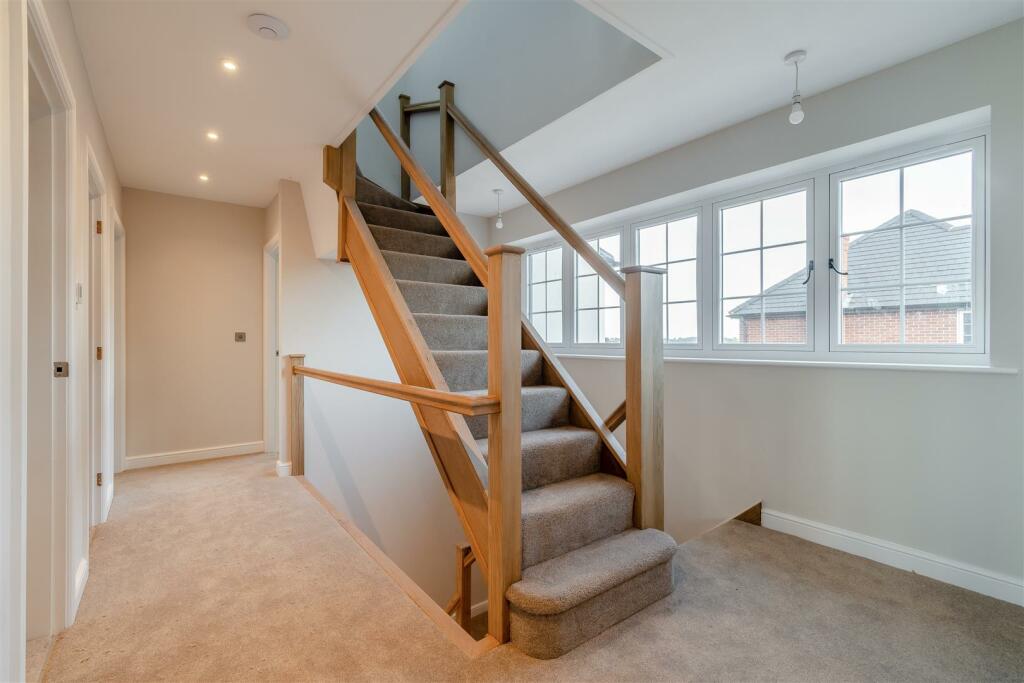 8575703-interior38.jpg