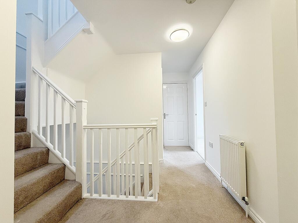 1st  Floor Landing