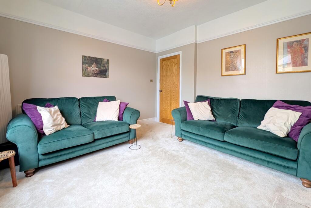 17 Cookson EweMove Brighouse (42)
