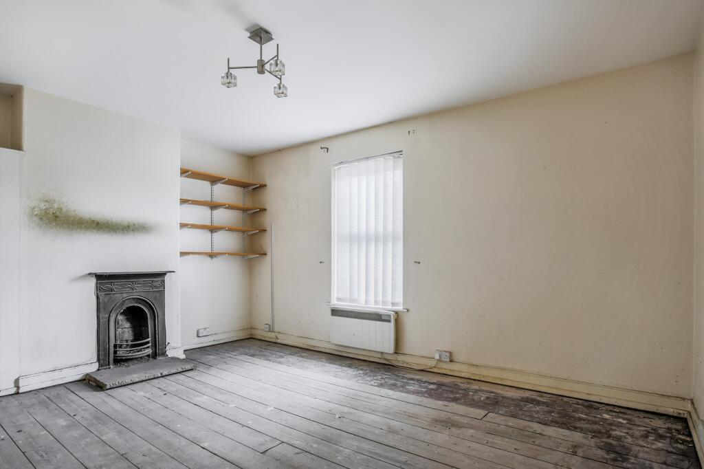 Lyndhurst, Prescot Road, Melling, Liverpool, L31 1AW