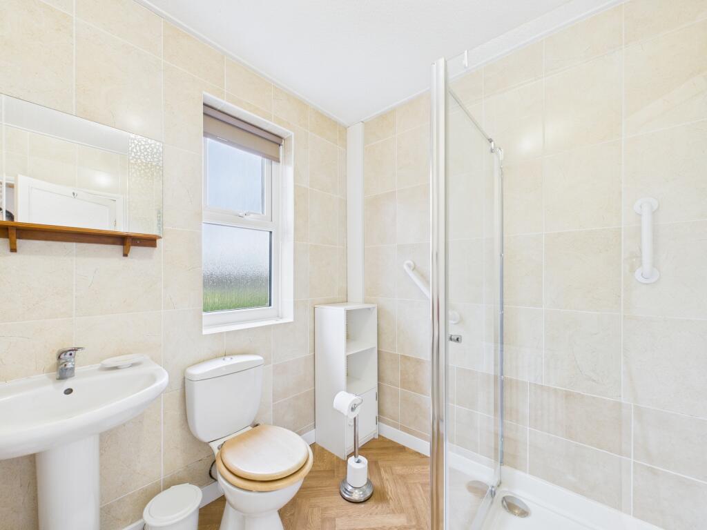 CAM05672G0-PR0094-STILL005