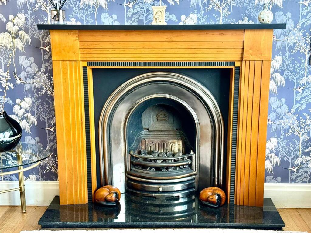 WhatsApp Image 2025-09-26 at 14.08.15 (1).jpeg