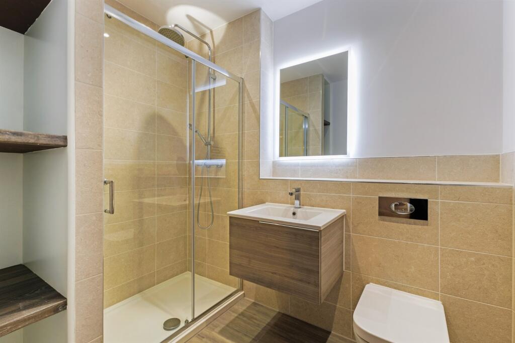 En-suite shower room