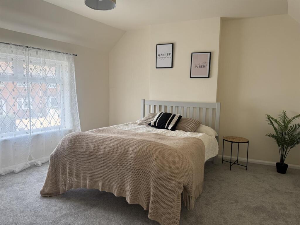 Bedroom.jpg