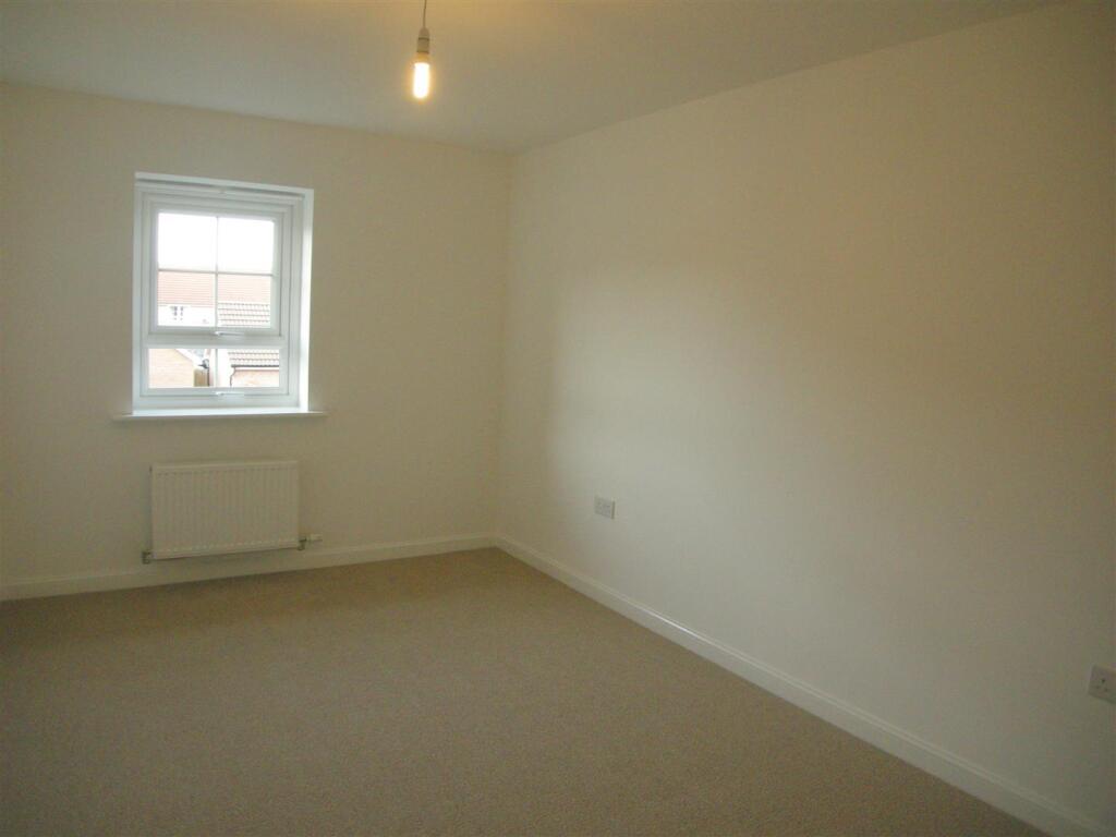 16 Trent Bridge Road 8.JPG