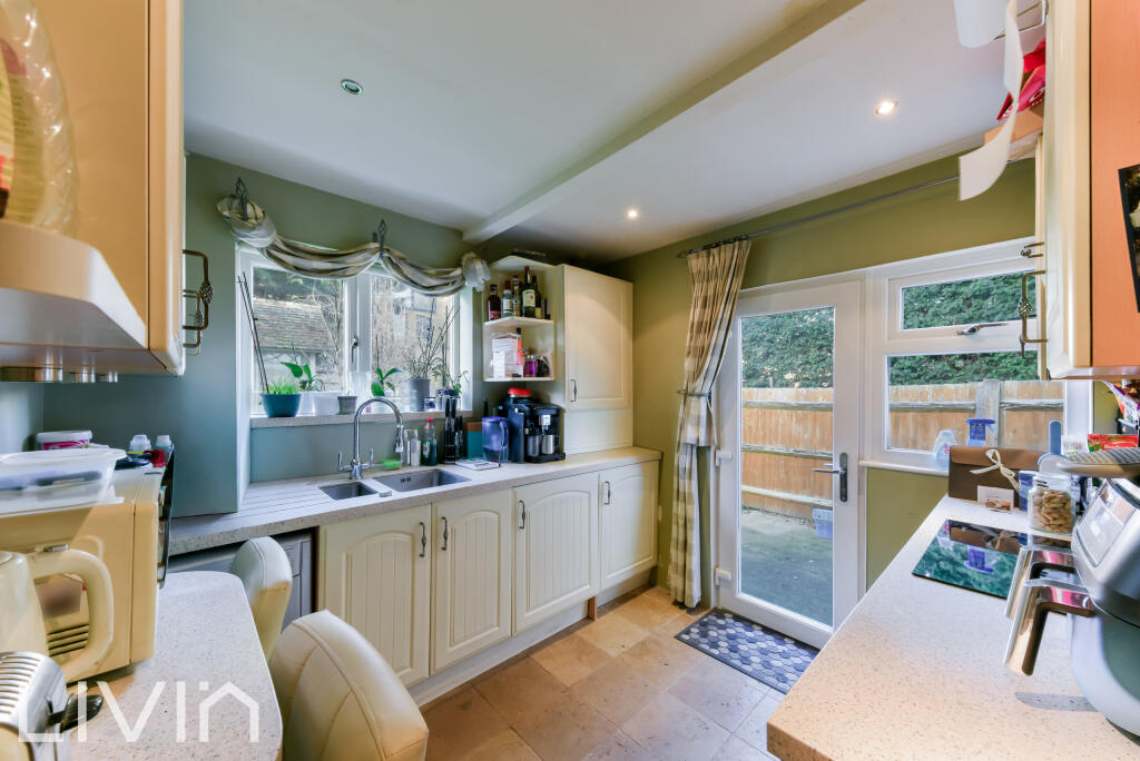 CHARLOTTE HOUSE, 2-4