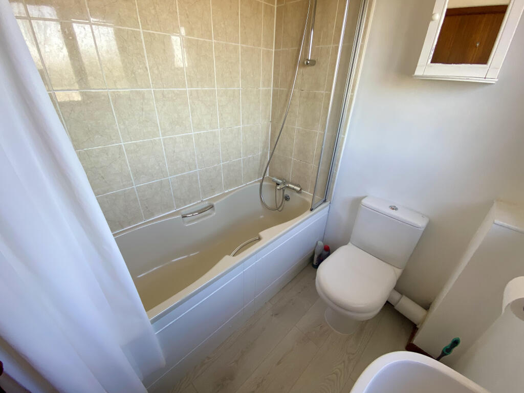 park mews bathroom 