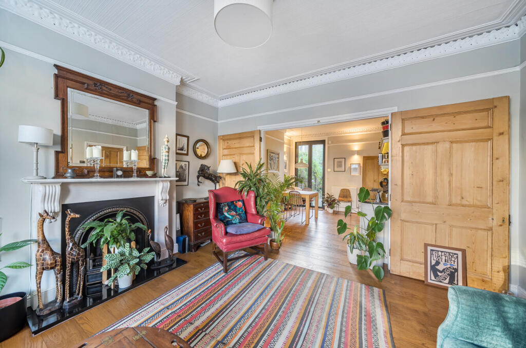 Market Place, London, N2