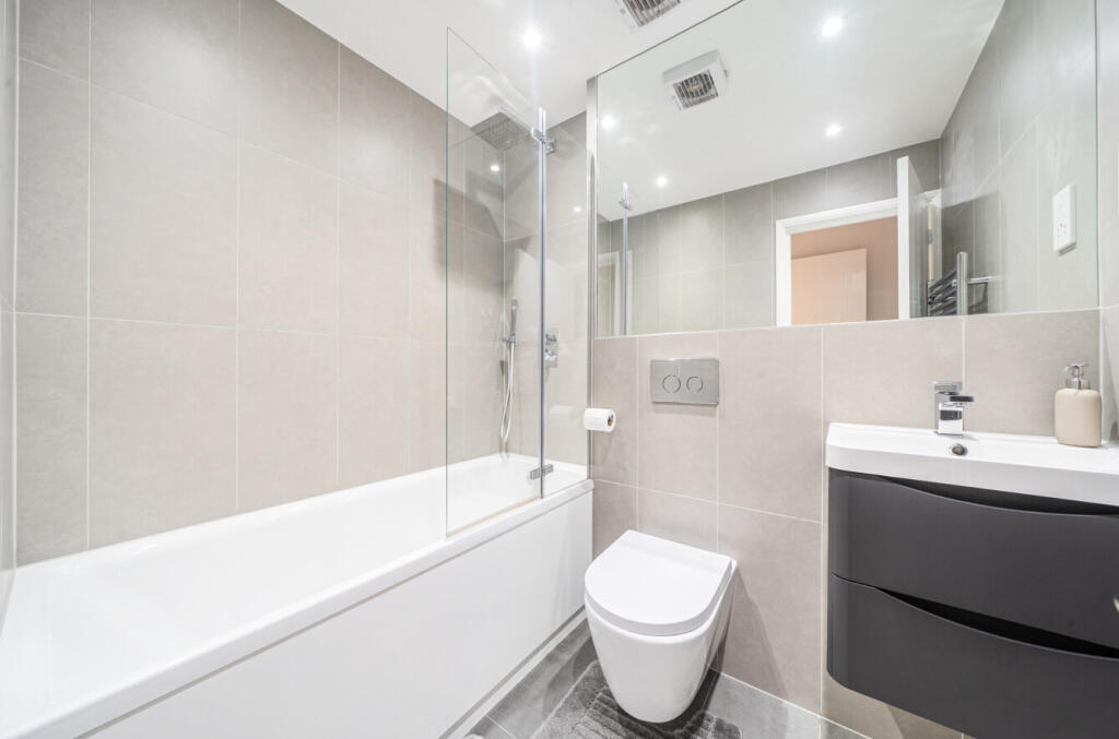 1334286-12-6891df...