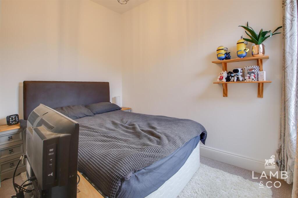 BEDROOM TWO