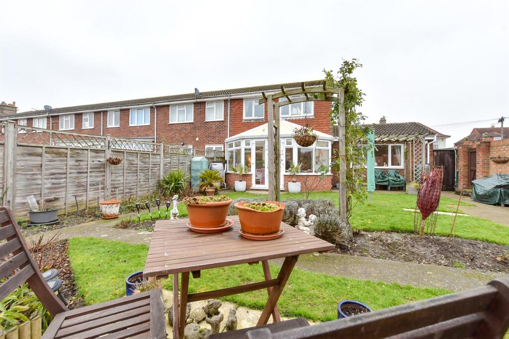 External Lifestyle Photograph