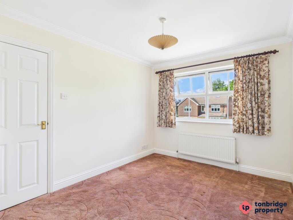 CAM03742G0-PR0023-STILL010