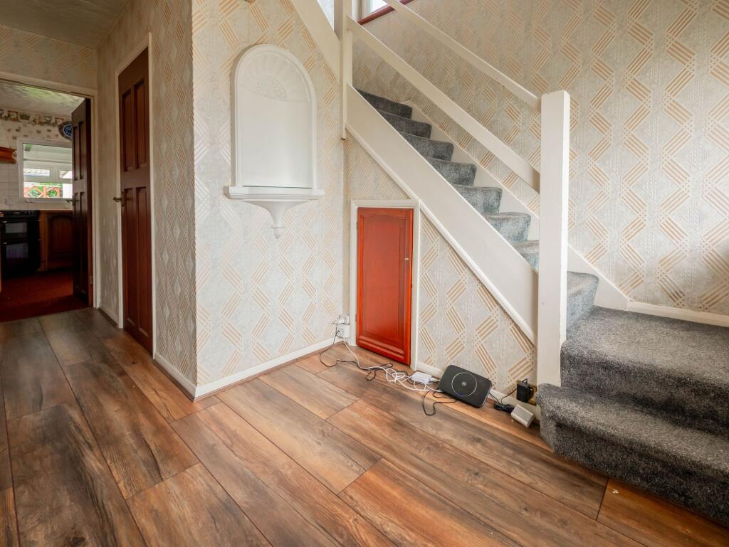Entrance Hall/Stairs