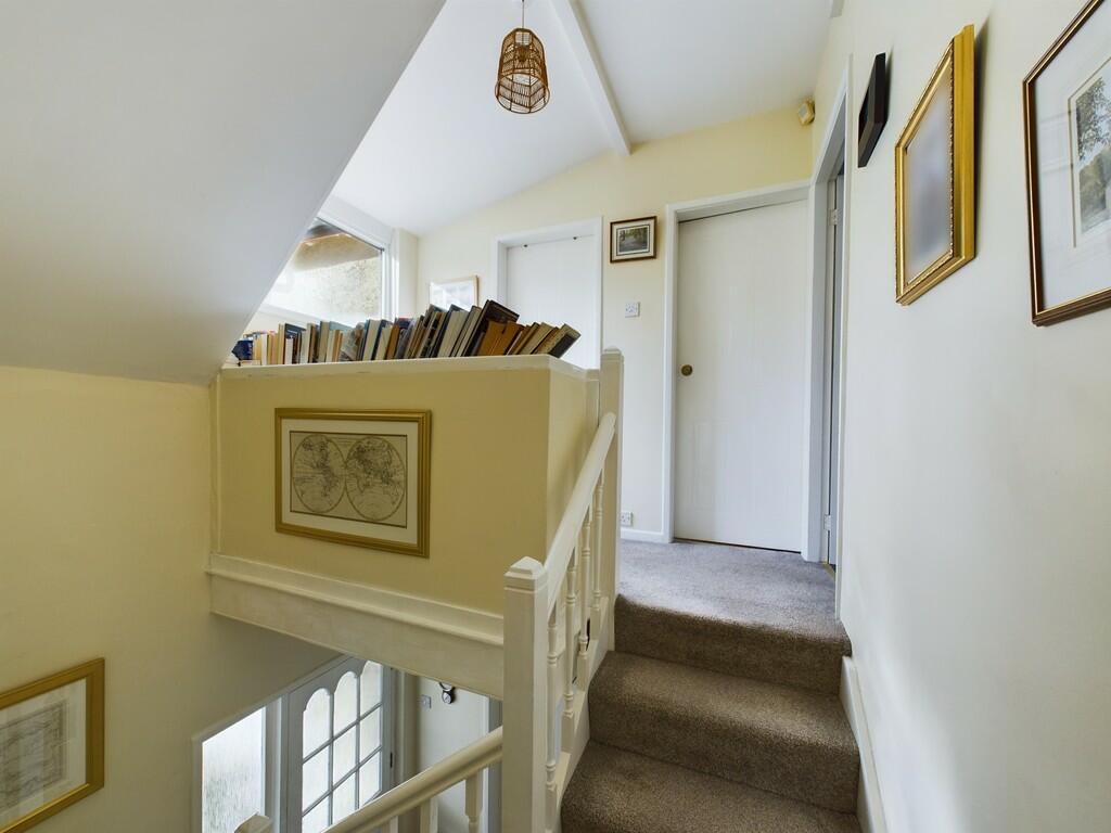 CAM01835G0-PR0099...