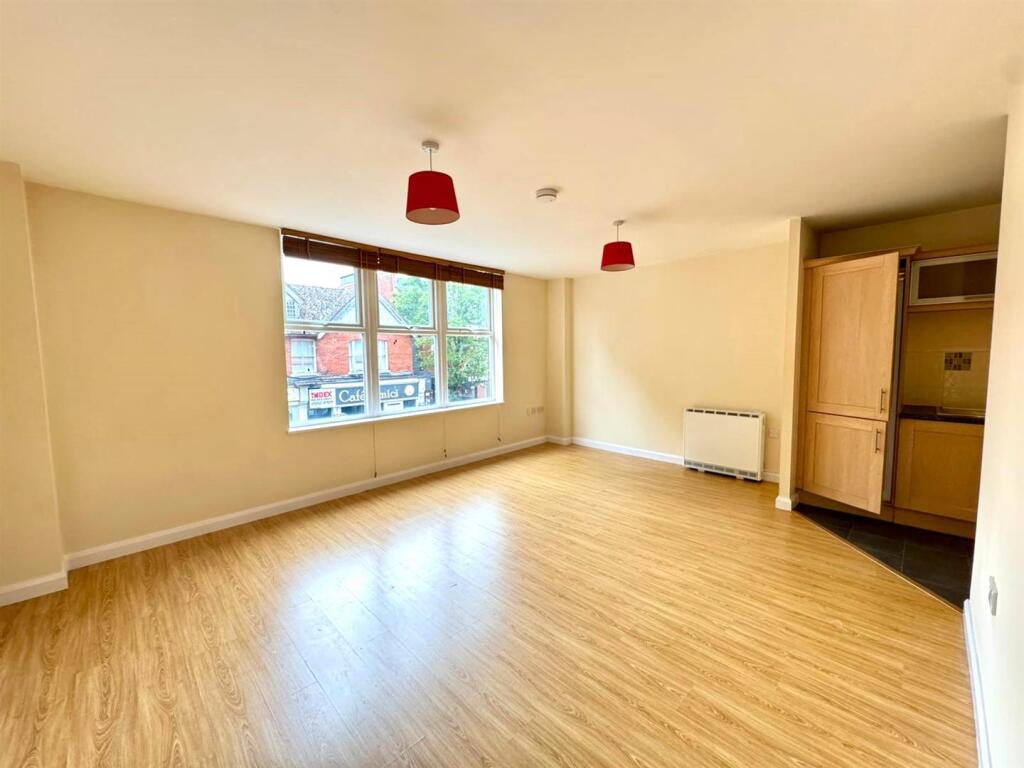 Living / Dining Room